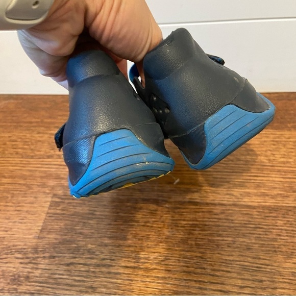 Merrell | Hydro Canyon Kids Water Friendly lightweight Sandal in Blue Size 2 - Picture 9 of 12